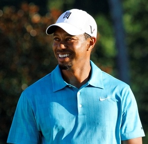 tiger woods putting posture