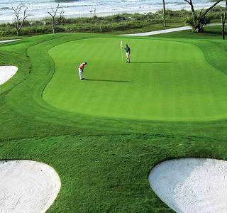 Robert Trent Jones Golf Club Course Review
